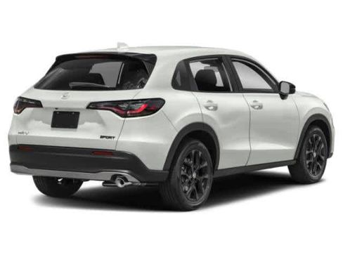 Used 2025 Honda HR-V Sport image 5