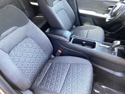 Certified 2026 Nissan Kicks SV FWD image 11