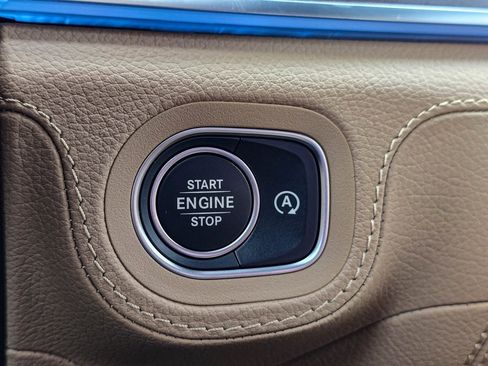 New 2026 Mercedes-Benz GLS 580 4MATIC image 18