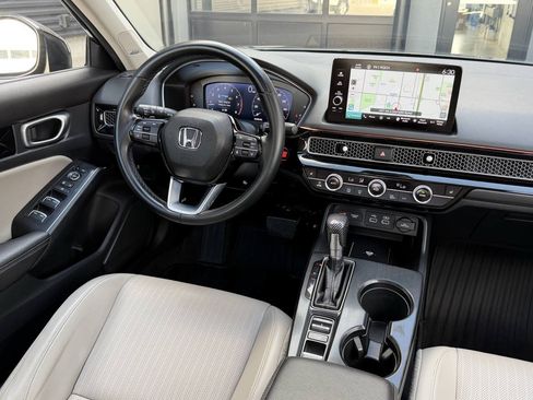 Used 2023 Honda Civic Touring image 23