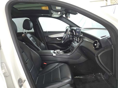 Used 2019 Mercedes-Benz GLC 350e 4MATIC image 10