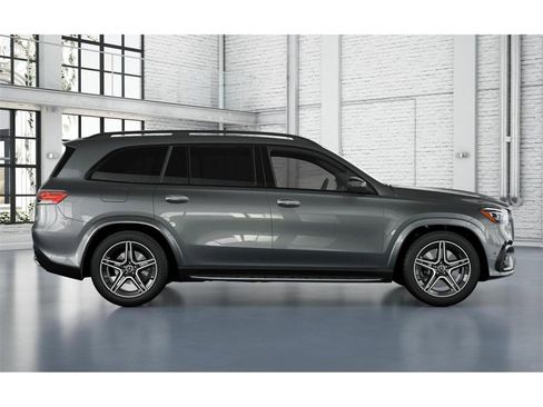 New 2026 Mercedes-Benz GLS 450 4MATIC image 16