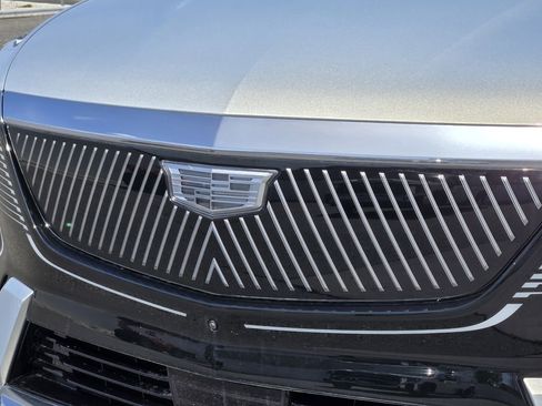 New 2025 Cadillac Escalade IQ Luxury 2 w/ LPO, Etrunk Organizer Package AWD/4WD image 42