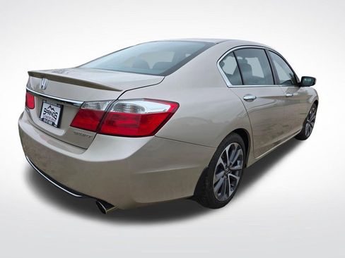 Used 2015 Honda Accord Sport image 17