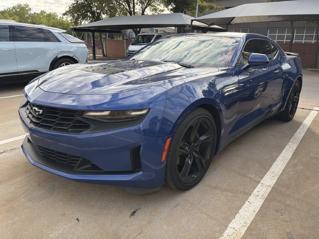 Used 2020 Chevrolet Camaro LT RWD image 1