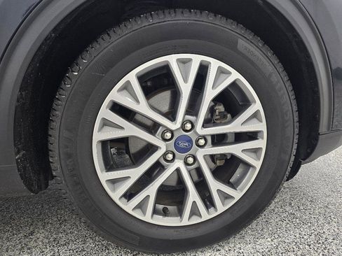 Used 2021 Ford Escape SEL w/ Technology Package FWD image 34