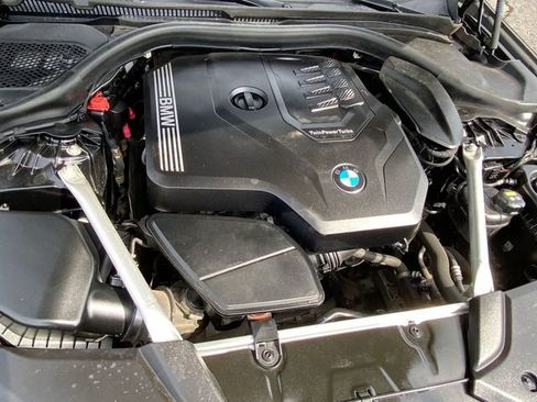 Used 2022 BMW 530i xDrive image 31