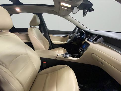 Used 2020 INFINITI QX50 Luxe w/ Navigation Package AWD/4WD image 14