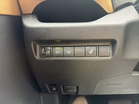 Used 2021 Toyota RAV4 XLE w/ XLE Grade Weather Package image 24