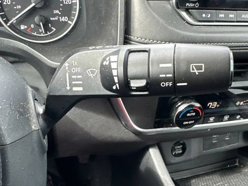 Used 2025 Nissan Rogue SV FWD image 7