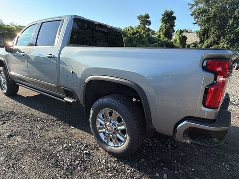 New 2026 Chevrolet Silverado 2500 High Country w/ High Country Premium Package AWD/4WD image 9