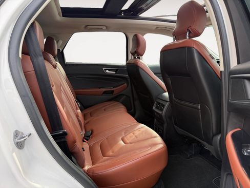 Used 2015 Ford Edge Titanium w/ Equipment Group 301A image 12