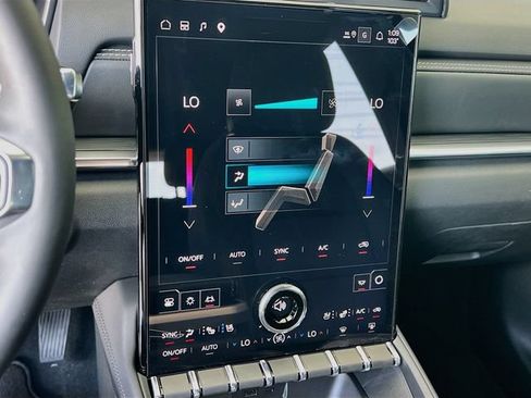New 2027 GMC Terrain Elevation w/ Elevation Premium Package FWD image 11