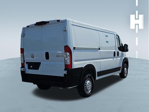 Used 2025 RAM ProMaster 2500 w/ Convenience Group FWD image 4