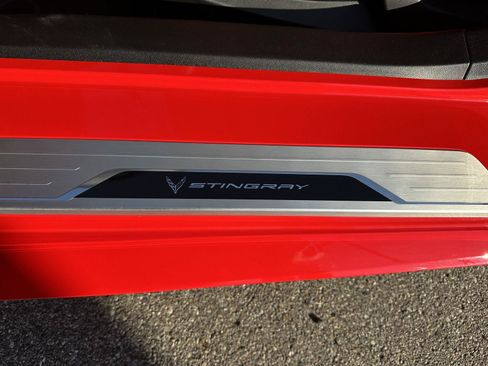 Used 2022 Chevrolet Corvette Stingray Premium Conv w/ Z51 Performance Package RWD image 18