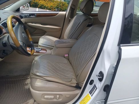 Used 2005 Lexus ES 330 FWD image 11