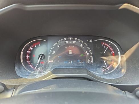 Used 2024 Toyota RAV4 XLE AWD/4WD image 19