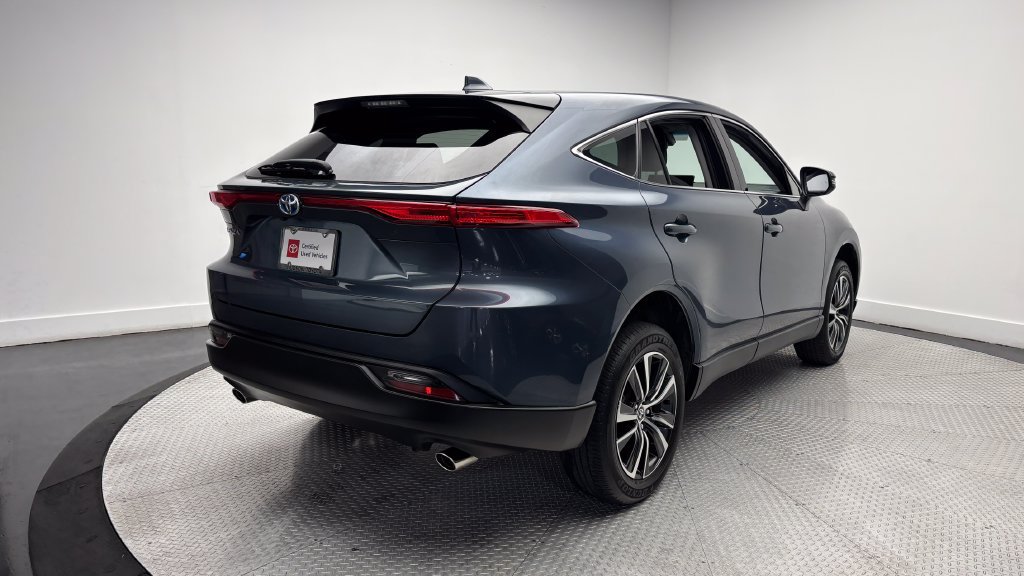 Certified 2023 Toyota Venza LE AWD/4WD image 38
