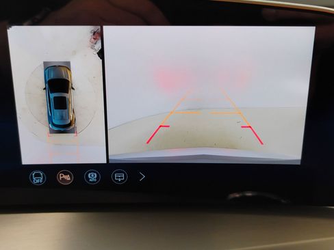 New 2026 Cadillac Vistiq Luxury w/ LPO, Floor Liner Package image 40