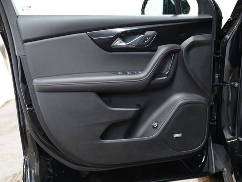 Used 2025 Chevrolet Blazer RS image 16