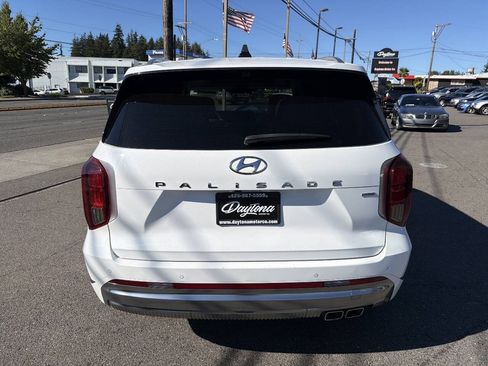 Used 2024 Hyundai Palisade Calligraphy AWD/4WD image 5