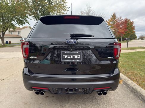Used 2018 Ford Explorer Sport image 7