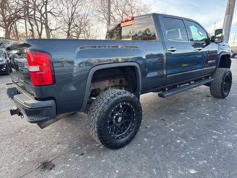 Used 2017 GMC Sierra 2500 SLT w/ All Terrain HD Package image 3