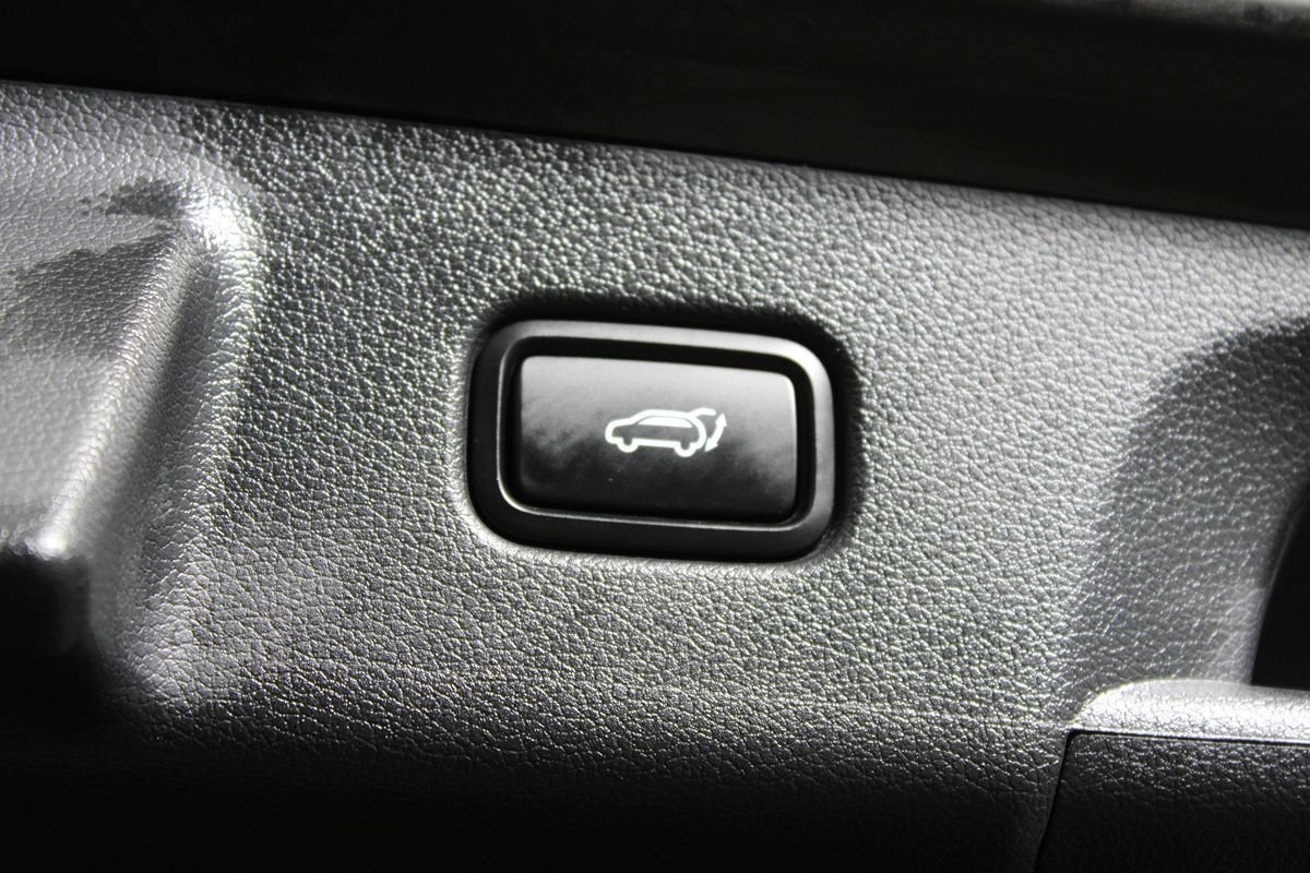 Used 2025 Hyundai Palisade SEL FWD image 30