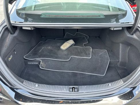 Used 2018 Mercedes-Benz C 350e Sedan w/ Premium Package image 18