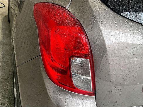 Used 2014 Buick Encore Premium image 22