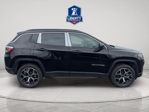 New 2026 Jeep Compass Limited AWD/4WD image 4