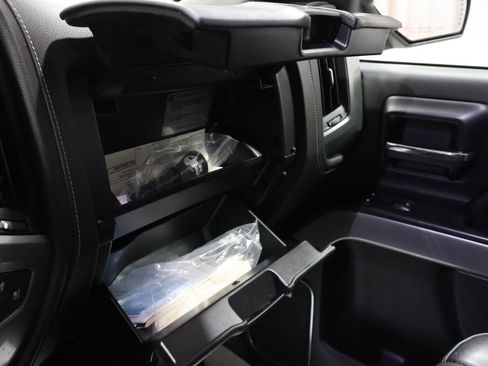 Used 2018 Chevrolet Silverado 1500 LTZ Z71 w/ Centennial Edition image 34