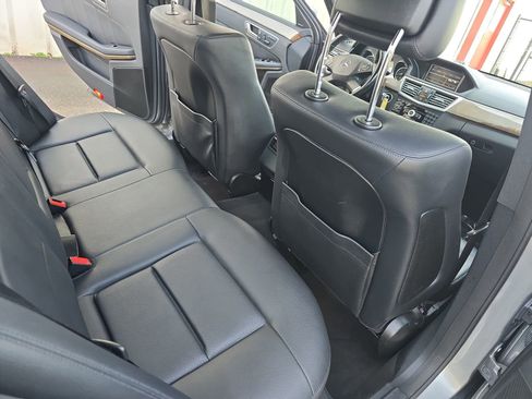 Used 2010 Mercedes-Benz E 350 Sedan image 15