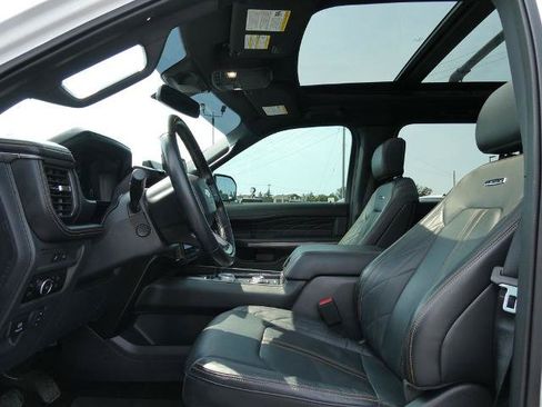 Certified 2023 Ford Expedition Platinum AWD/4WD image 24
