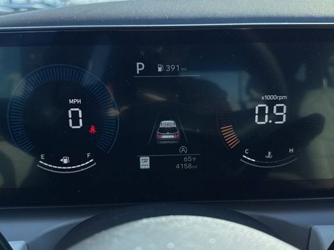 Used 2025 Hyundai Tucson SE AWD/4WD image 16