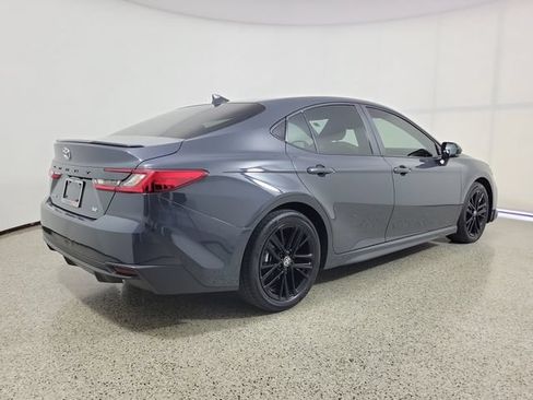 Used 2026 Toyota Camry SE FWD image 5