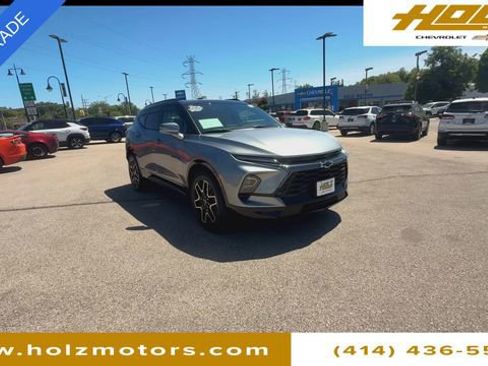Certified 2023 Chevrolet Blazer RS w/ Enhanced Convenience Package AWD/4WD image 2