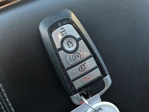 Used 2024 Ford Explorer XLT w/ Equipment Group 202A image 31