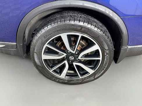 Used 2019 Nissan Rogue SL w/ Premium Package AWD/4WD image 36