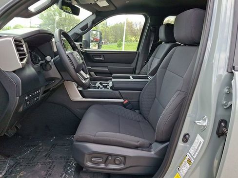 New 2026 Toyota Tundra SR5 AWD/4WD image 13