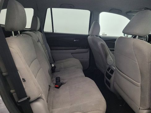 Used 2019 Honda Pilot LX image 19