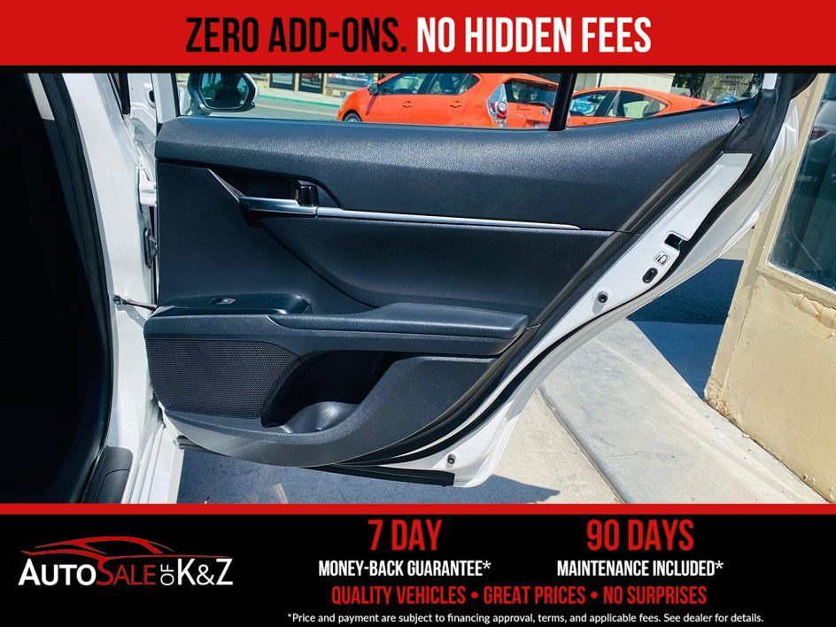 Used 2019 Toyota Camry LE FWD image 28