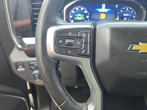 Used 2023 Chevrolet Silverado 1500 LT AWD/4WD image 17