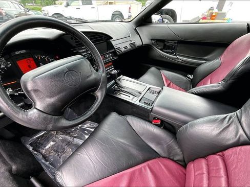 Used 1995 Chevrolet Corvette Convertible RWD image 9