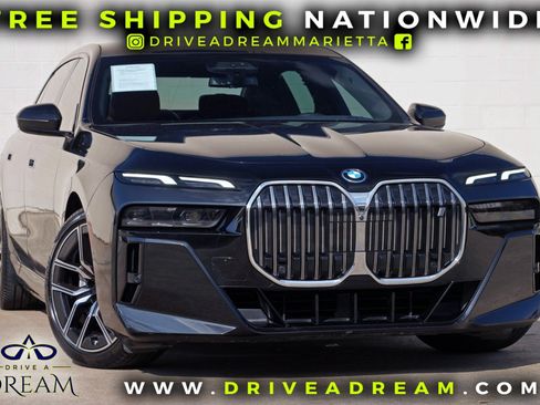 Used 2024 BMW i7 eDrive50 w/ M Sport Package RWD image 2