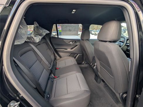 New 2026 Chevrolet Equinox LT image 6