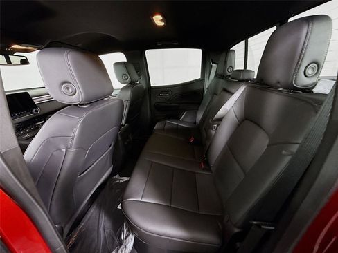 New 2026 GMC Canyon Elevation w/ Convenience Package image 18