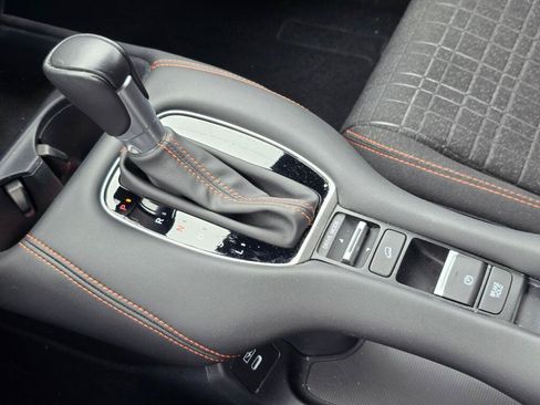 Used 2024 Honda HR-V Sport image 25