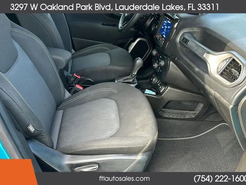 Used 2021 Jeep Renegade Latitude AWD/4WD image 33