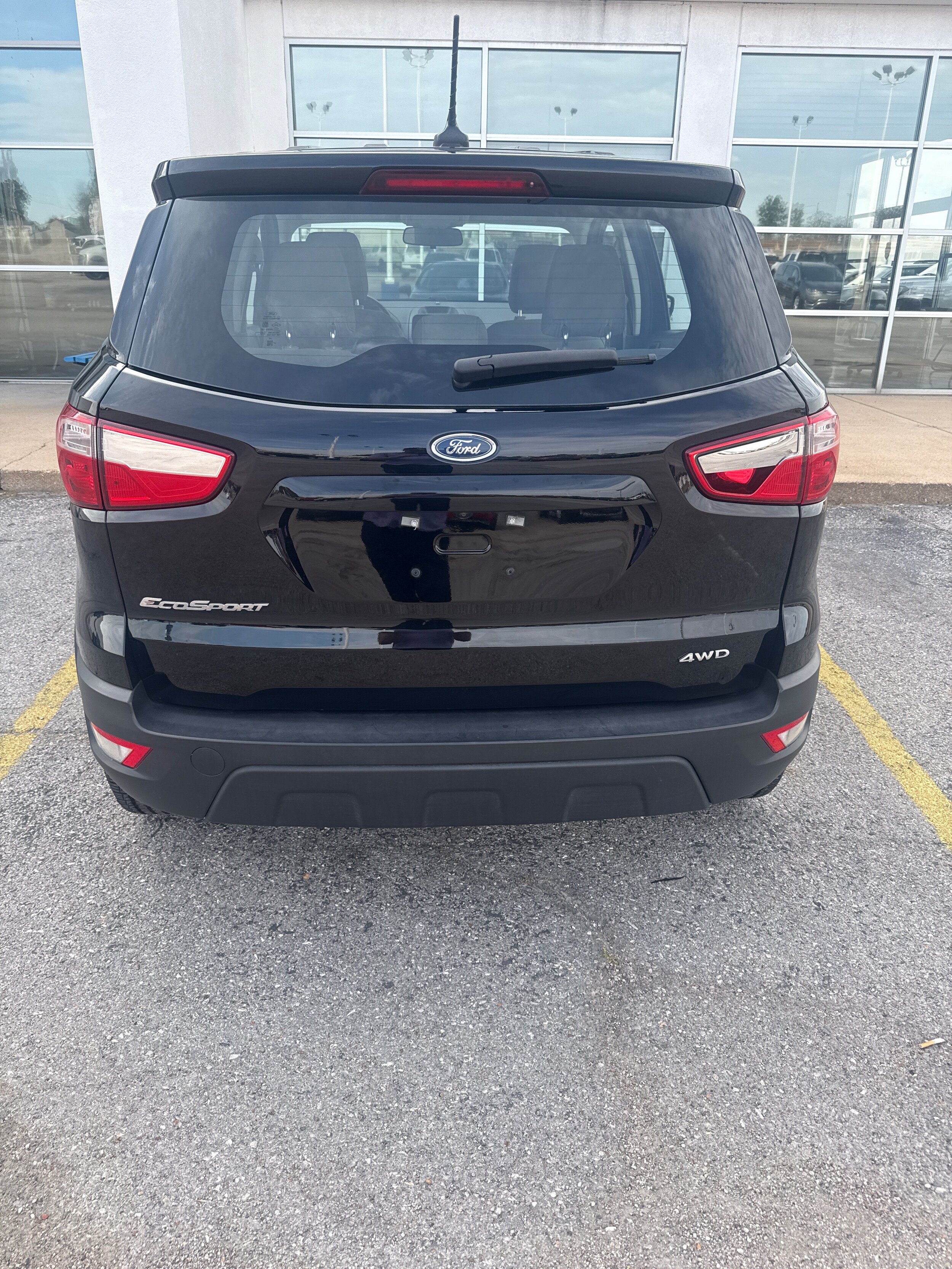 Used 2021 Ford EcoSport S AWD/4WD image 3